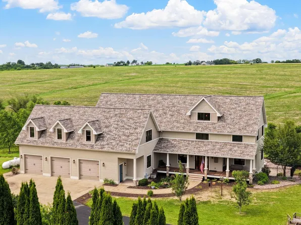 N8240 County Road J, New Glarus, WI 53574