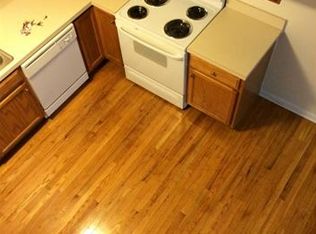 680 Boston Post Rd APT 23, Milford, CT 06460