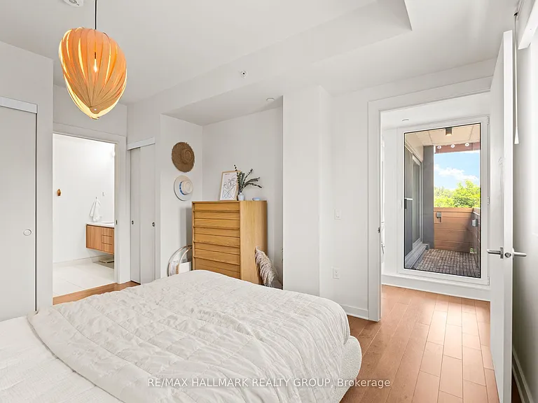 135 Barrette St #207 — Photo 24