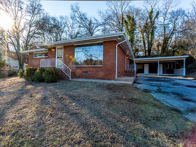 1st image of 117 N Seminole Dr