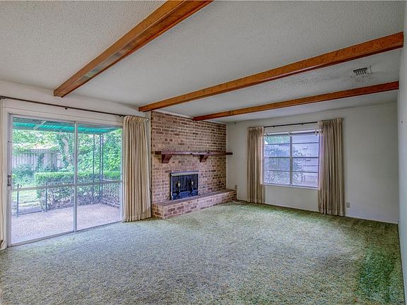 5th image of 3202 Crosscreek Dr