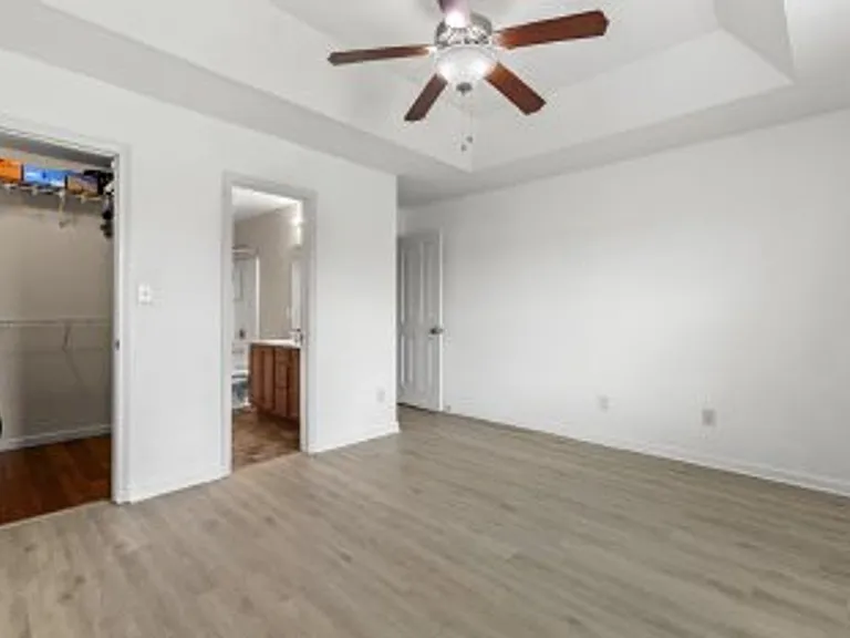 302 Redemption Ct — Photo 11