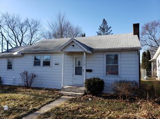 1715 18th Ave, Sterling, IL 61081