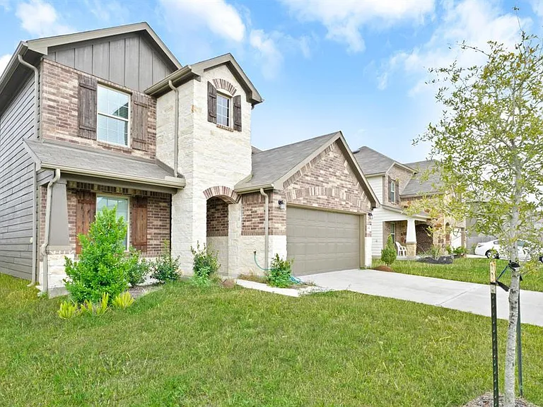2615 Morning Meadow Dr — Photo 2