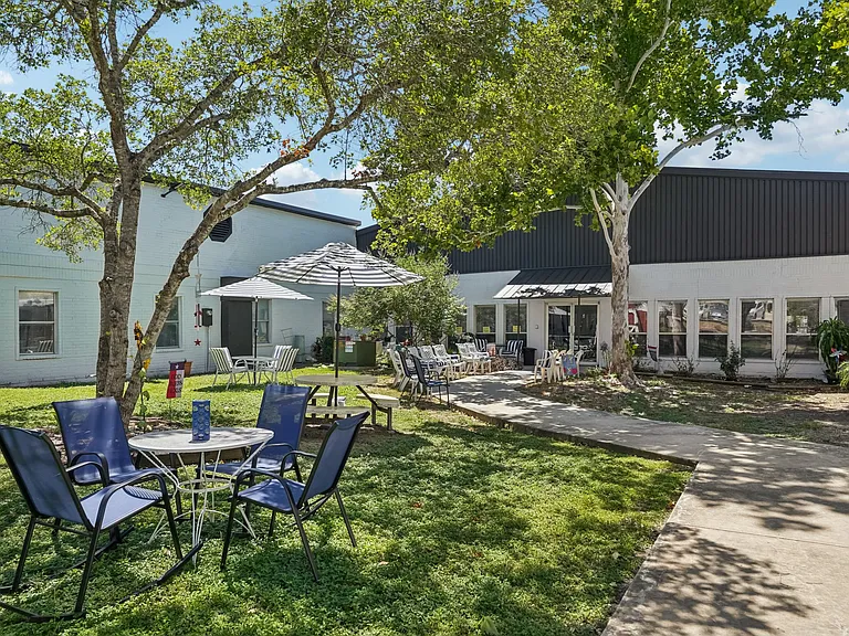 Silver Oaks Villas — Photo 32