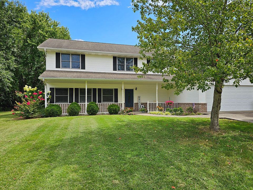 1st image of 605 Deer Lake Dr W