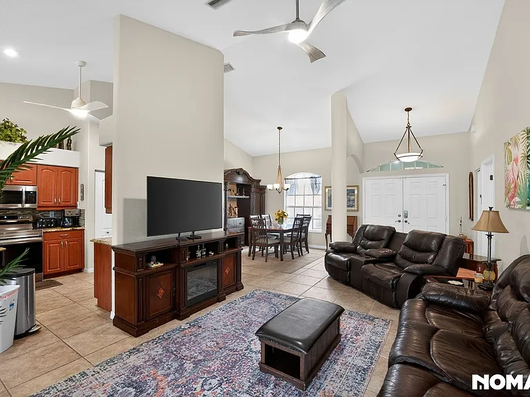 289 W Pine Valley Ln — Photo 23