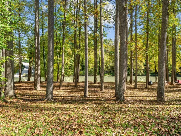 Blue Lake Dr, Gallipolis, OH 45631