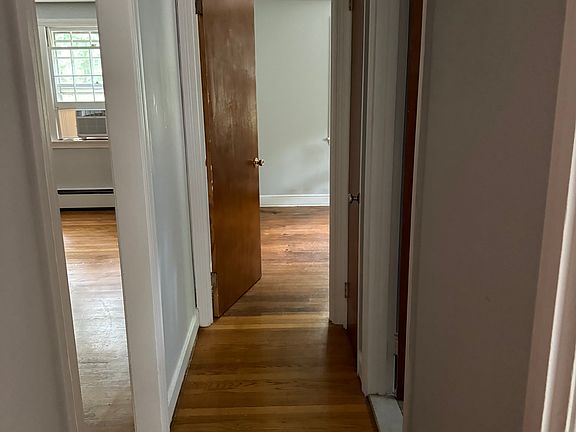 2nd image of 10 Carpenter Rd #2E