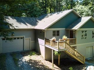 290 Sams Trl, Waynesville, NC 28786