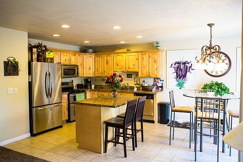 4th image of 1281 W Milky Hollow Ln