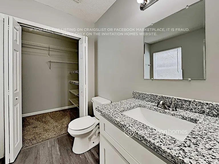 3939 Armitage Dr — Photo 20