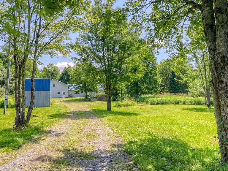 10066 Point Rock Rd — Photo 35