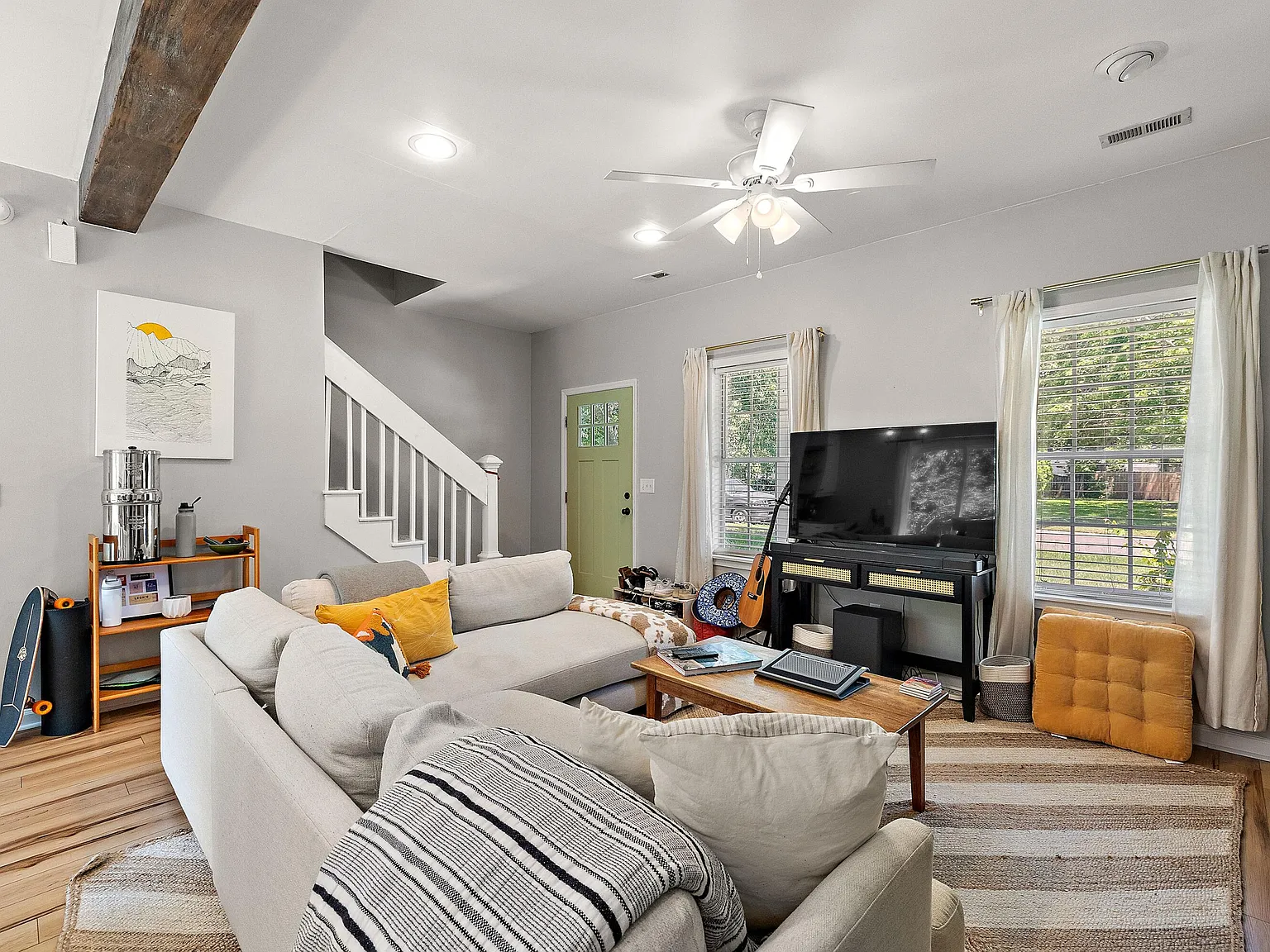 3 bed, 2.0 bath, 1520 sqft, $3,695 — Photo 4