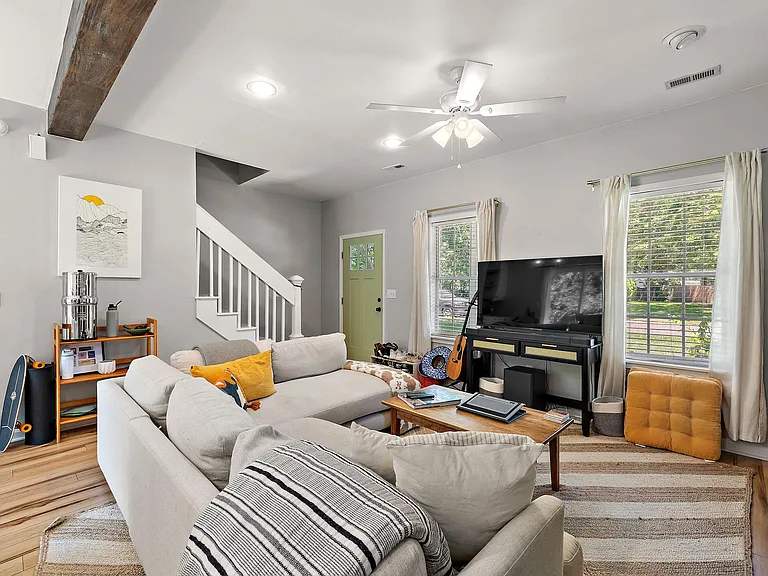 1655 Lauda Dr — Photo 4