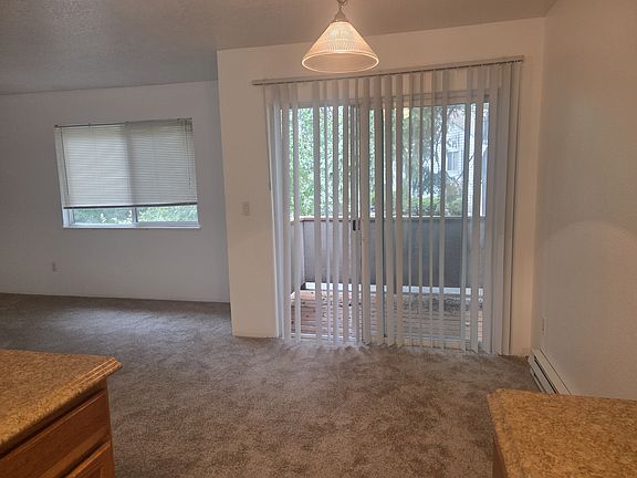 5th image of 6170 SW Valley Cir