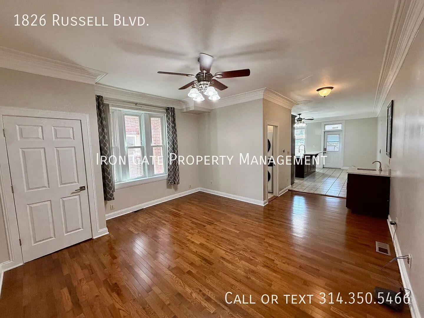 Stunning 3-Bed Townhome Near Soulard with Private Master Terrace & Wet Bar! — Photo 4