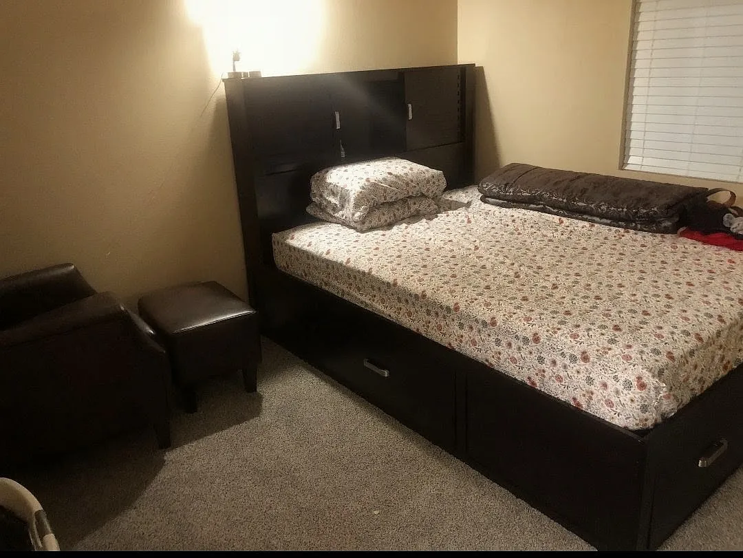 3 bed, 1616 sqft, $1,200 — Photo 1