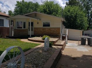 10536 Maddox Pl, Saint Louis, MO 63114