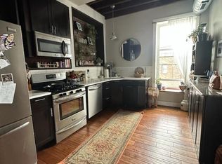9 1st St APT 2, Troy, NY 12180