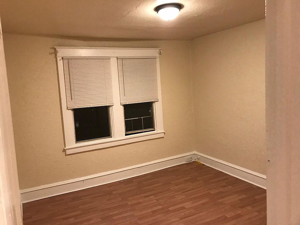 2nd image of 315 E Godfrey Ave APT 2