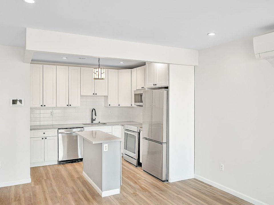 1st image of 30-88 21st St #2B