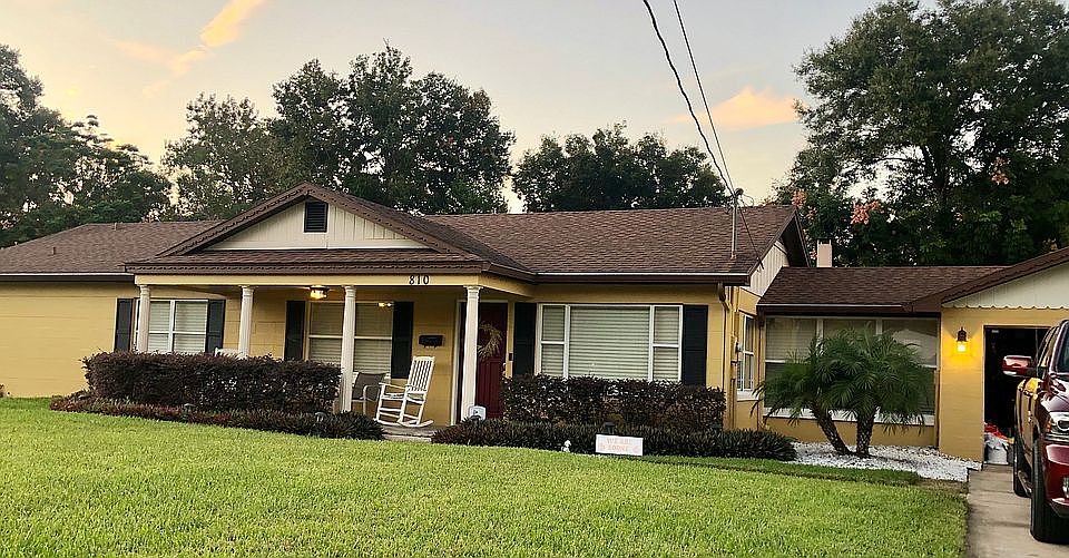 1st image of 810 Wessex Pl