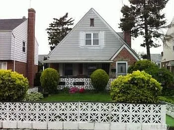 11618 229th St photo 1