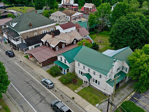 4th image of 248 Main Street