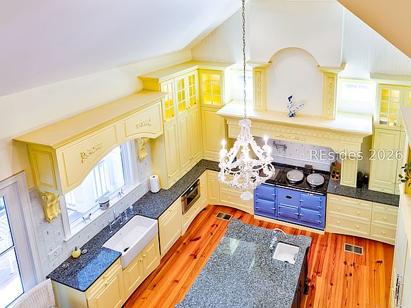 5th image of 6 Sea Island Ln