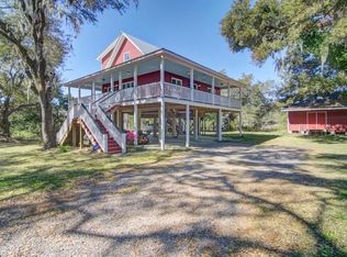 114 Liberty St, Mc Clellanville, SC 29458