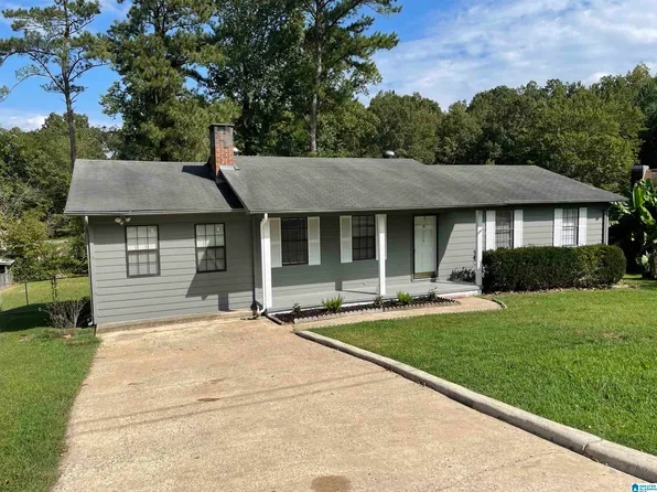 714 Woodland Dr S, Oneonta, AL 35121