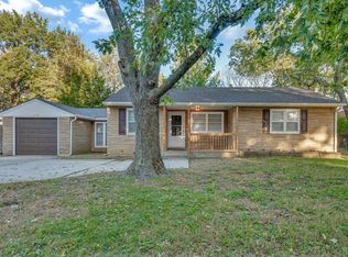 1838 SW Mission Ave, Topeka, KS 66604