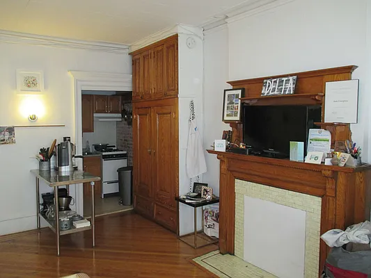 Rented by Brown Harris Stevens | media 9