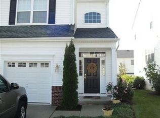 4 Meadow Cir, Mays Landing, NJ 08330