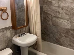 5140 NW Radial Hwy APT 1, Omaha, NE 68104