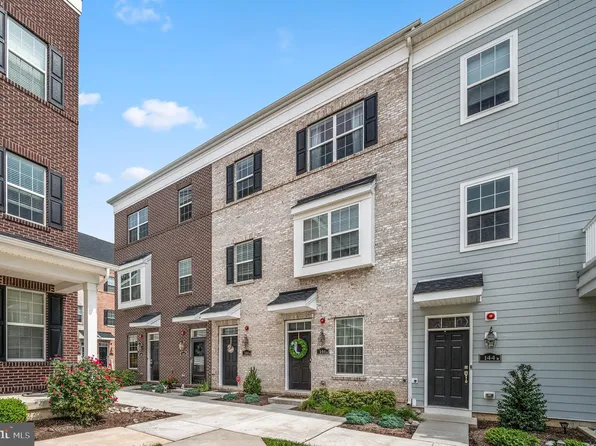 146 Park B Pl, Bensalem, PA 19020
