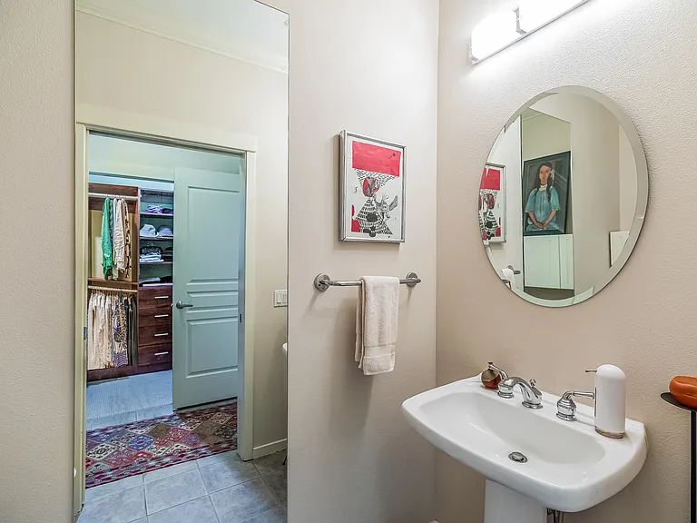 109 2nd St S #438 — Photo 5