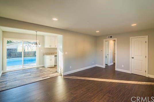 4th image of 1603 S Santa Fe Ave