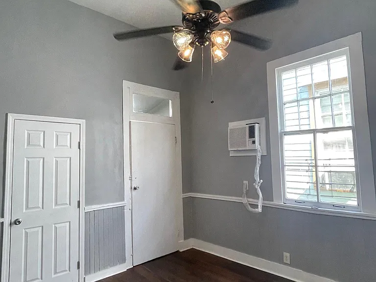 2125 Delachaise St — Photo 15