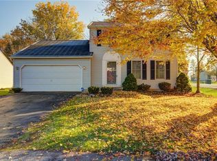 941 Robin Rd, Amherst, NY 14228