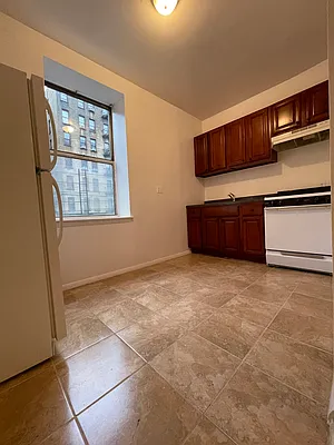 Rented by Arena Real Estate | media 6