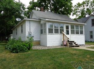 620 E 4th St, Canton, SD 57013