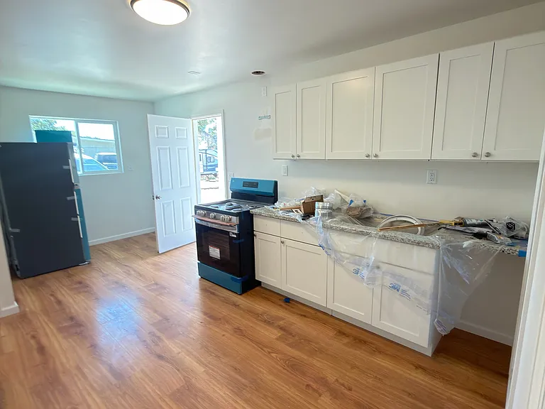 19 Overpass Rd #C — Photo 1