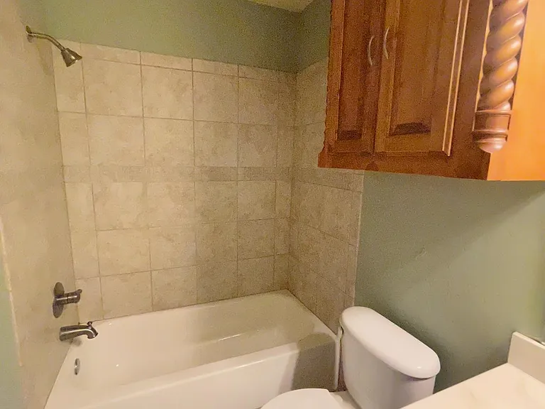 819 Rickwood Cir — Photo 22