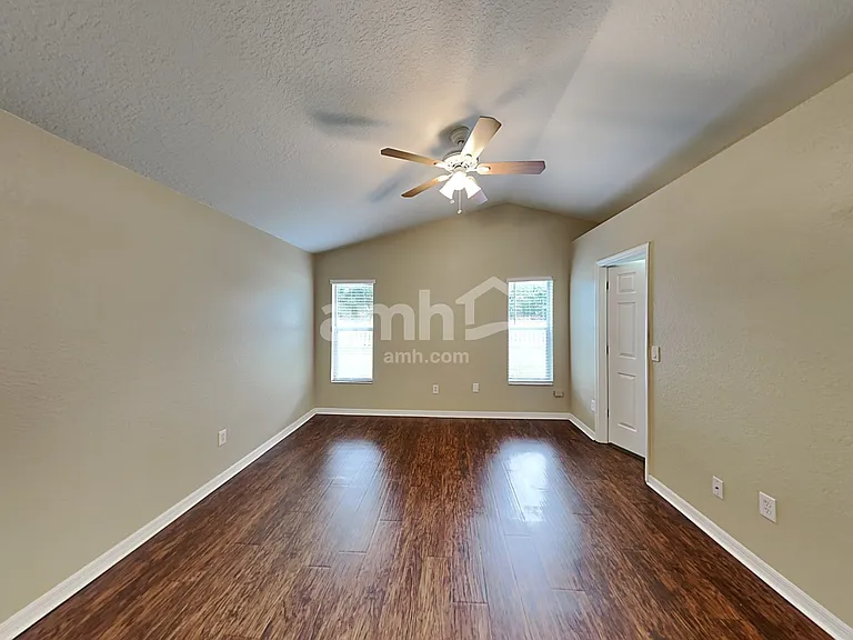 11604 Brookmore Way — Photo 10