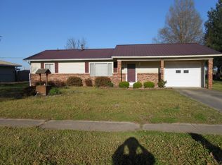 825 Saint Anne Ln, New Madrid, MO 63869