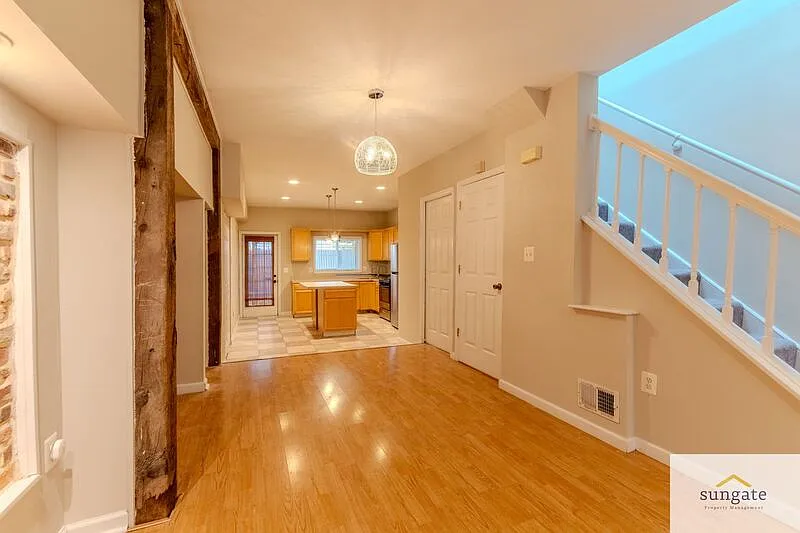 2 bed, 2.5 bath, 1092 sqft, $2,350 — Photo 4