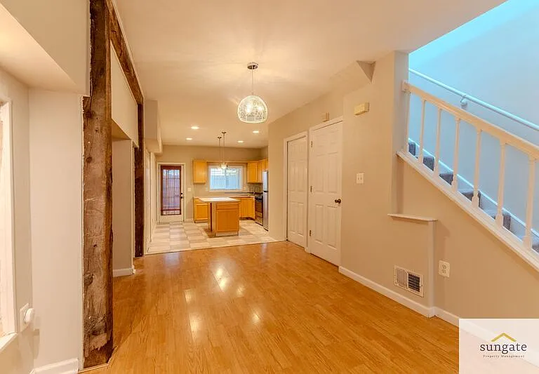 1632 Light St — Photo 4