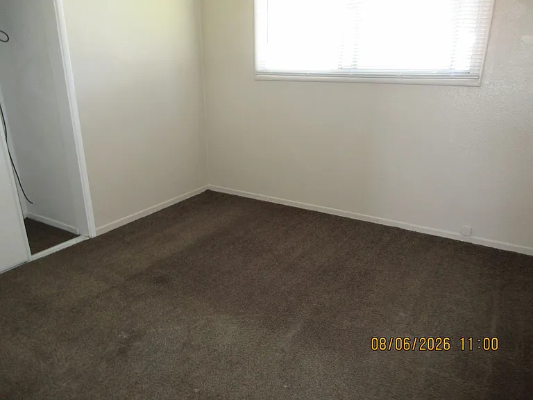 437 Oasis Dr — Photo 8